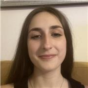 Estudiante universitaria muy dedicada y cuidadosa en todo lo que hace. Me encantan los niños y la enseñanza.